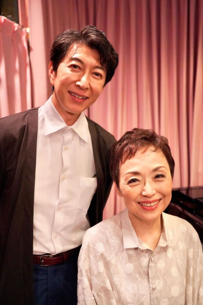 クミコの新曲発売記念コンサートにて 俳優・篠井英介、３０年ぶりに現代女方の姿でゲスト出演し名曲を披露！ 友情出演しているクミコ「十年」のMVは、クミコの誕生日９月２６日（日）より公開決定のメイン画像
