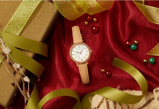 腕時計ブランドAngel Heart（エンジェルハート）はブランドミューズ橋本環奈さんとの第3弾コラボウォッチとしてクリスタル輝くホリデーシーズン向けモデル2型を10月20日に発売。のサブ画像4