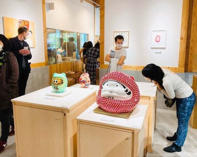 【10/13(水)〜27(水)】下北沢BONUS TRACKで11人のアーティストによる「DARUMA AUCTION」開催のサブ画像3_2020年10月実施の様子
