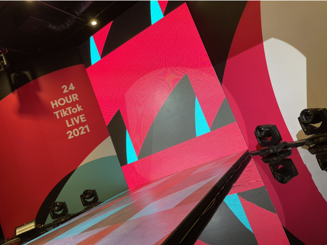 TikTokの24時間ライブ「24時間TikTok LIVE 2021」にLEDビジョンを導入しました。のサブ画像2