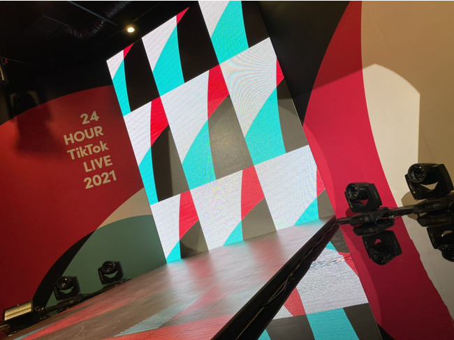 TikTokの24時間ライブ「24時間TikTok LIVE 2021」にLEDビジョンを導入しました。のサブ画像3