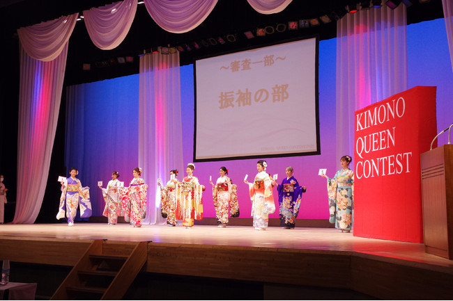 【締切迫る！】集まれ！きもの女子 2022年度★きもの美人日本一を競うコンテストのサブ画像3_浅草公会堂の舞台で本選を開催