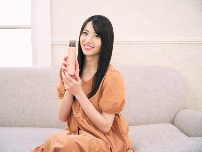 女優　矢島舞美さんが「肌ナチュール　炭酸スキンケアシリーズ」の公式アンバサダーに就任！美しさの秘訣を徹底インタビューのサブ画像1