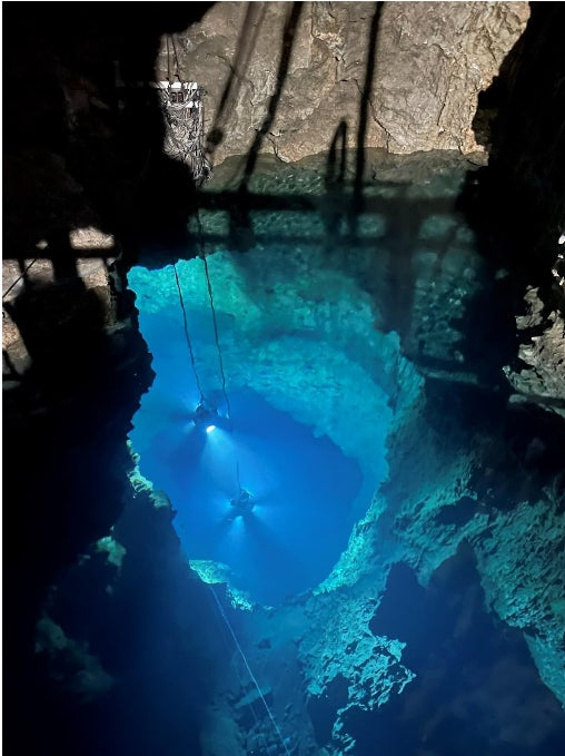 日本三大鍾乳洞の一つ、国の天然記念物にも指定されている岩手県の龍泉洞にて6年ぶりの調査潜水を4月に実施、ディスカバリーチャンネルが準備から潜水までに初めて完全密着し貴重な映像を撮影、ミニ番組を制作。のサブ画像2