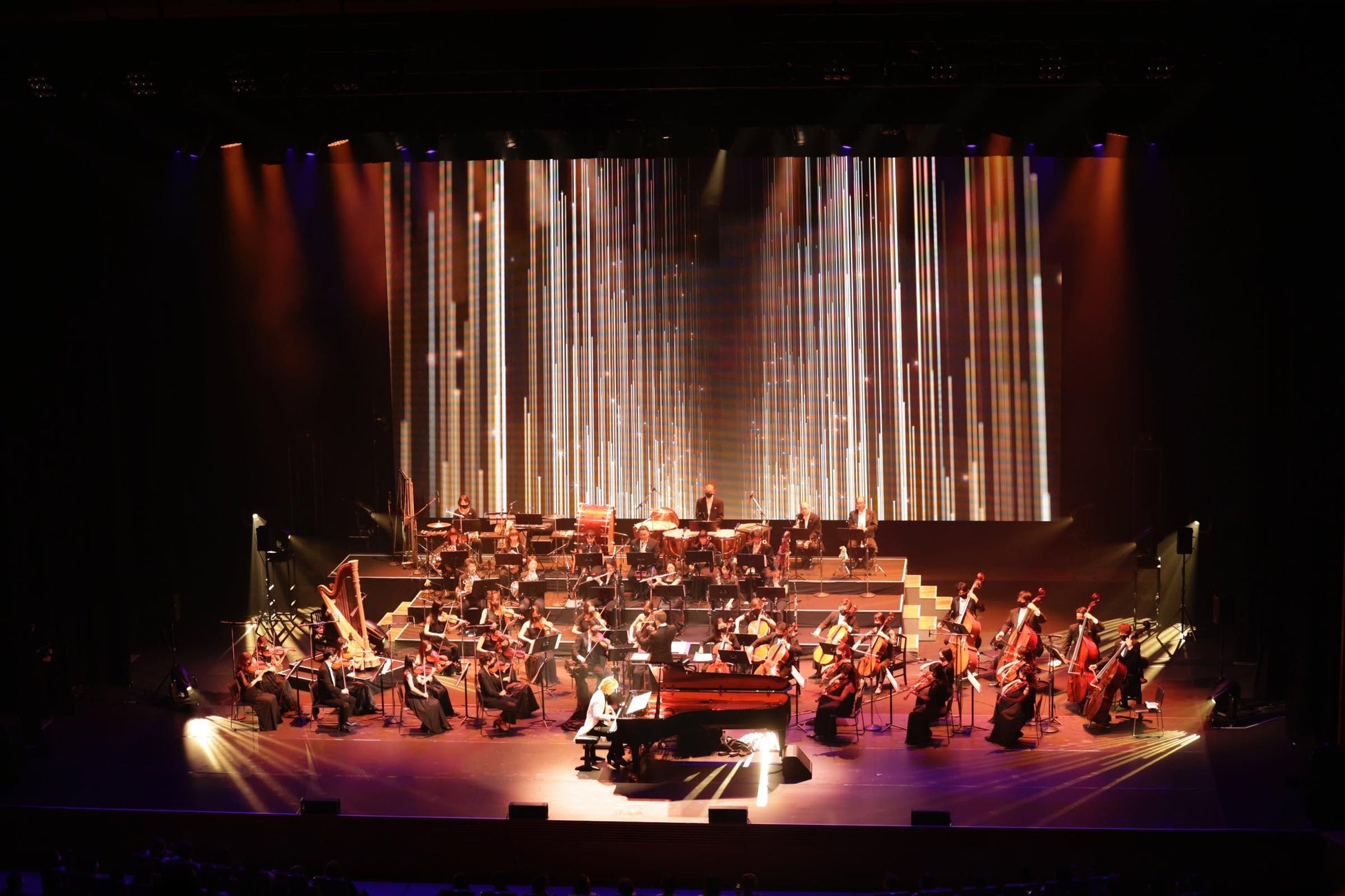 4年ぶりの『YOSHIKI CLASSICAL with Orchestra 2022 in JAPAN』待望の開幕　初日はYOSHIKI　涙のステージにのサブ画像1