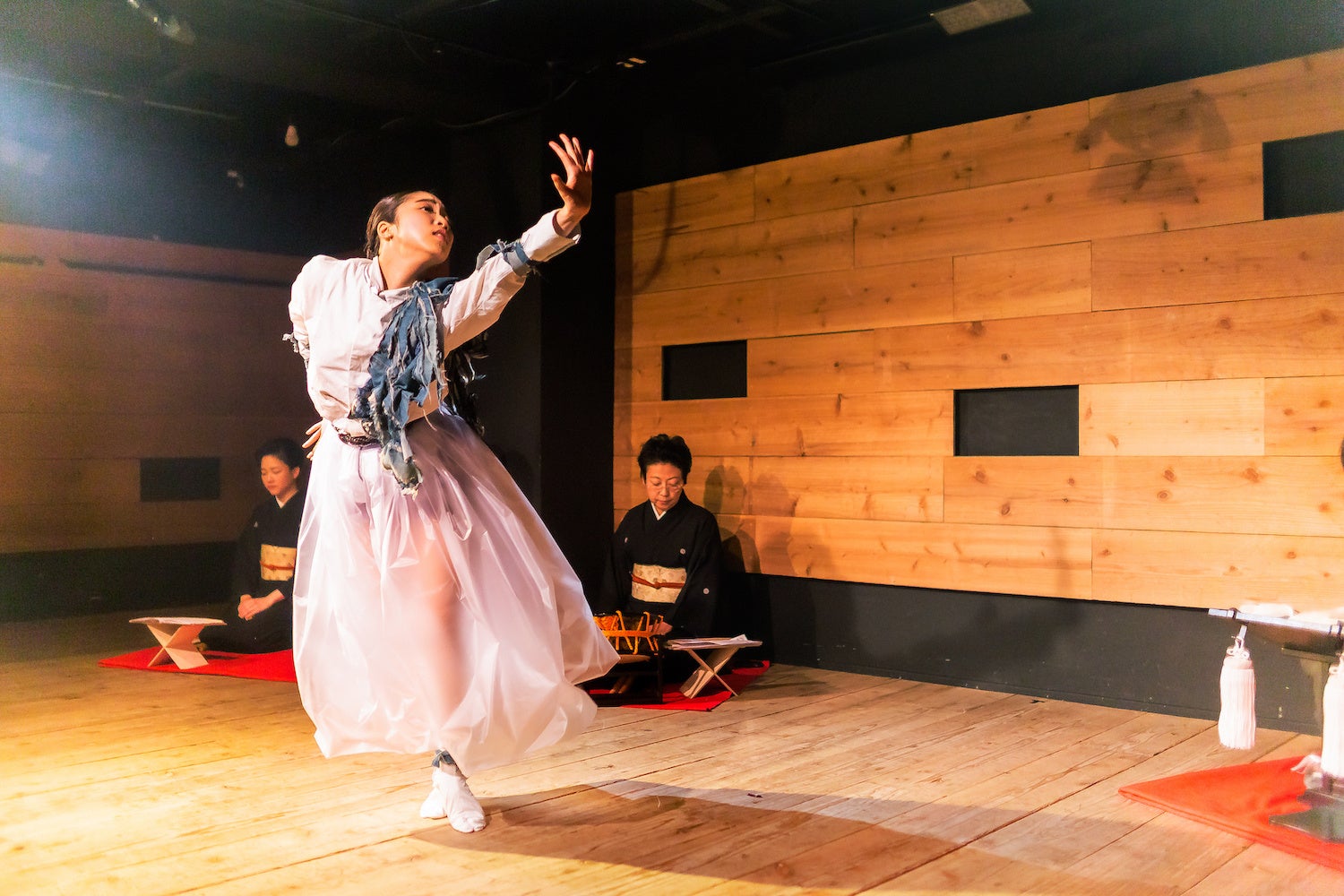 日本の古典作品が内包する同時代性を蘇らせ、身近な物語を創り出すやまみちやえが、音楽・演出をつとめるワークインプログレス公演『橋姫』をクマ財団ギャラリー（六本木）にて開催のサブ画像6_やまみちやえ《『ほくさいゑとき』義太夫とコンテンポラリーダンスによる》2020