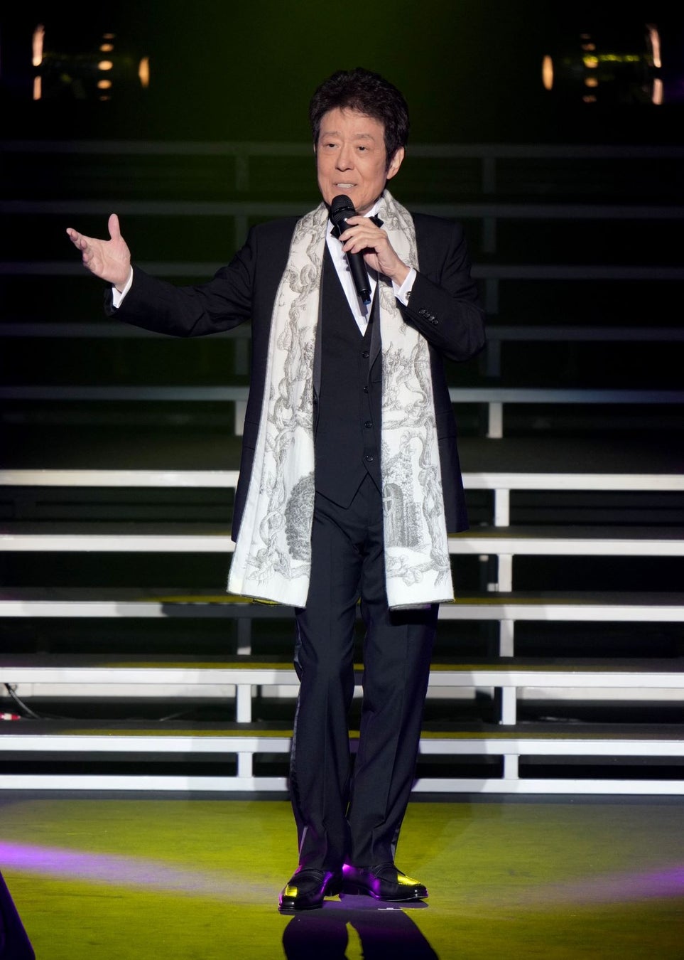 舟木一夫が芸能生活６０周年記念ツアーファイナルを東京・中野サンプラザで開催。１２月７日に新曲も発売のサブ画像2