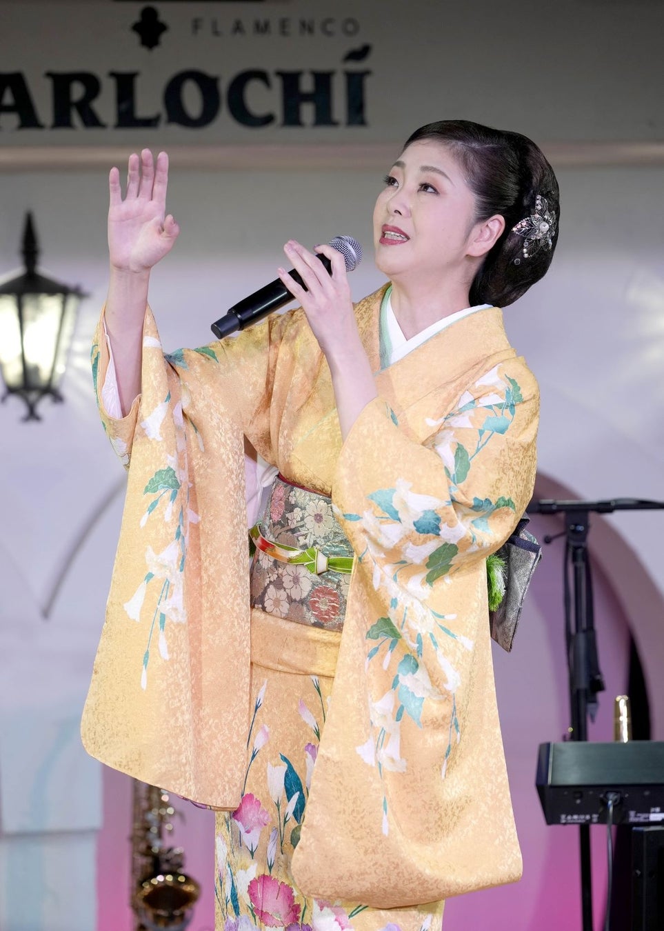 多岐川舞子が東京・新宿でバースデーライブを開催。プレ３５周年記念シングル第２弾「凍る月」を発売のサブ画像2