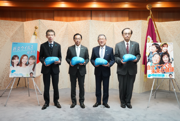 肝炎対策広報大使の徳光 和夫氏が京都府を訪問「”一生に一度”の肝炎ウイルス検査が、これからの人生において大きな安心に繋がります。」のメイン画像