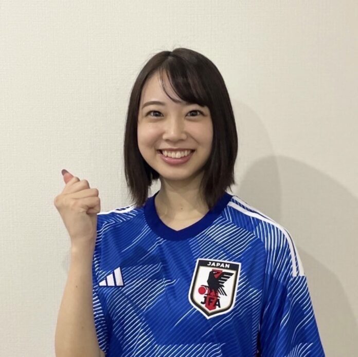 長沼麻陽　サッカー日本代表ユニホーム姿公開のメイン画像