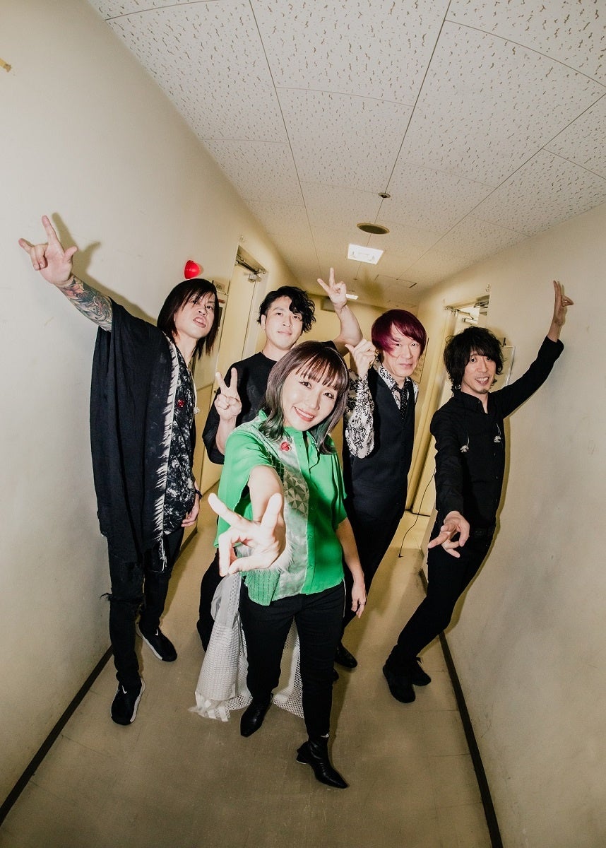 矢井田 瞳が新作『オールライト』を手に地元大阪で新年初ライブ「みんなと一緒にここにいられてよかった！」　　　　　　　　　　　　　　　　　　　　　　　　　　　　　　　　　　　　　　　　　　　　　のサブ画像5