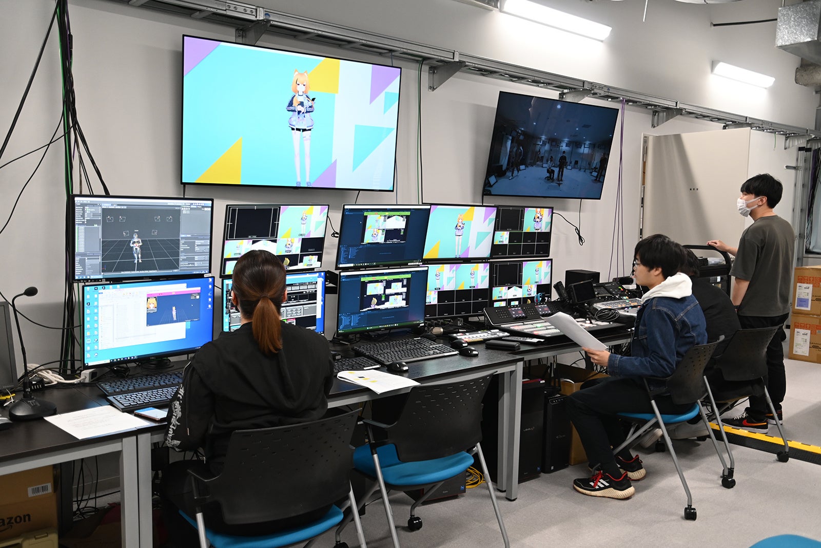 専門学校東京アナウンス学院×NTTコノキュー「VTuberライブ」を実施のサブ画像9_「MATRIX STREAM®」を使った配信風景