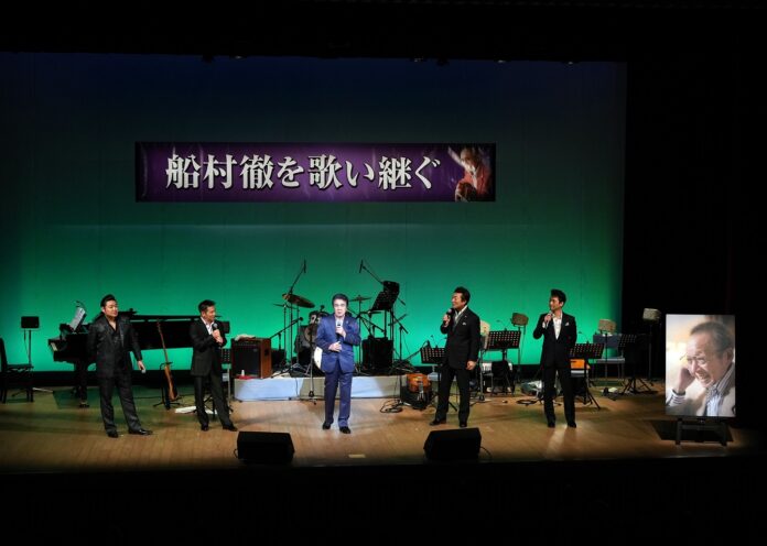 作曲家・船村徹さんの内弟子、鳥羽一郎、静太郎、天草二郎、走裕介、村木弾の５人が日光では最後の演歌巡礼コンサート。名曲全25曲を熱唱のメイン画像