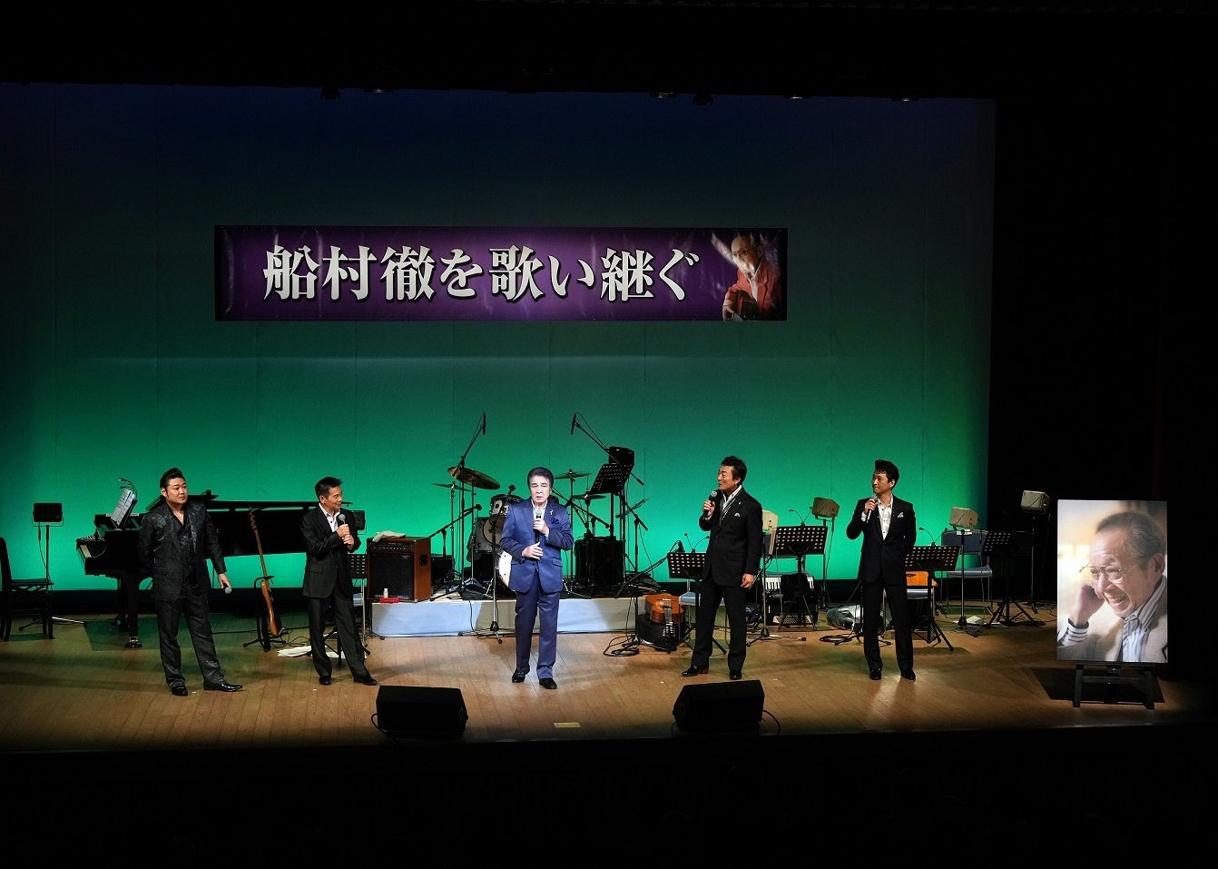 作曲家・船村徹さんの内弟子、鳥羽一郎、静太郎、天草二郎、走裕介、村木弾の５人が日光では最後の演歌巡礼コンサート。名曲全25曲を熱唱のサブ画像1