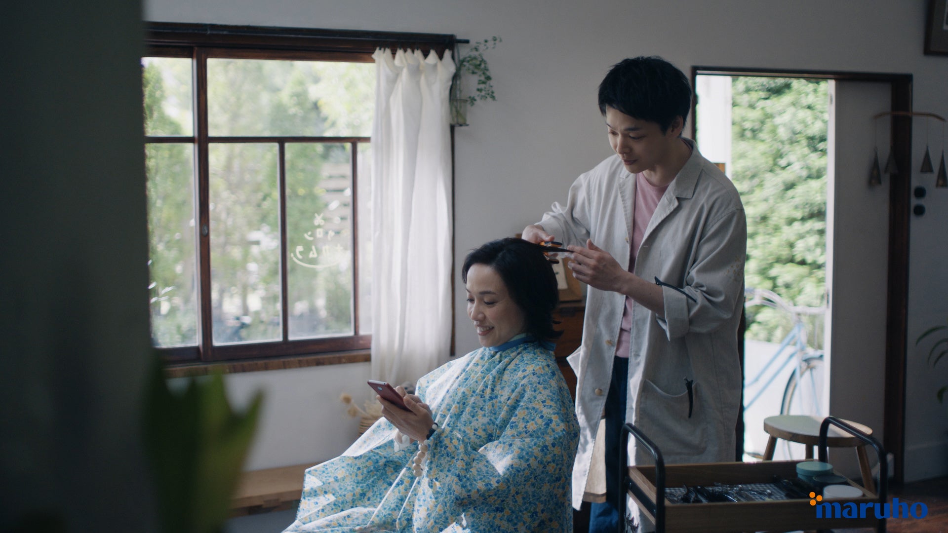 中村倫也さんがお茶目な美容師に！ニキビの疾患啓発Web動画「サロン・ナカムラ」公開のサブ画像3