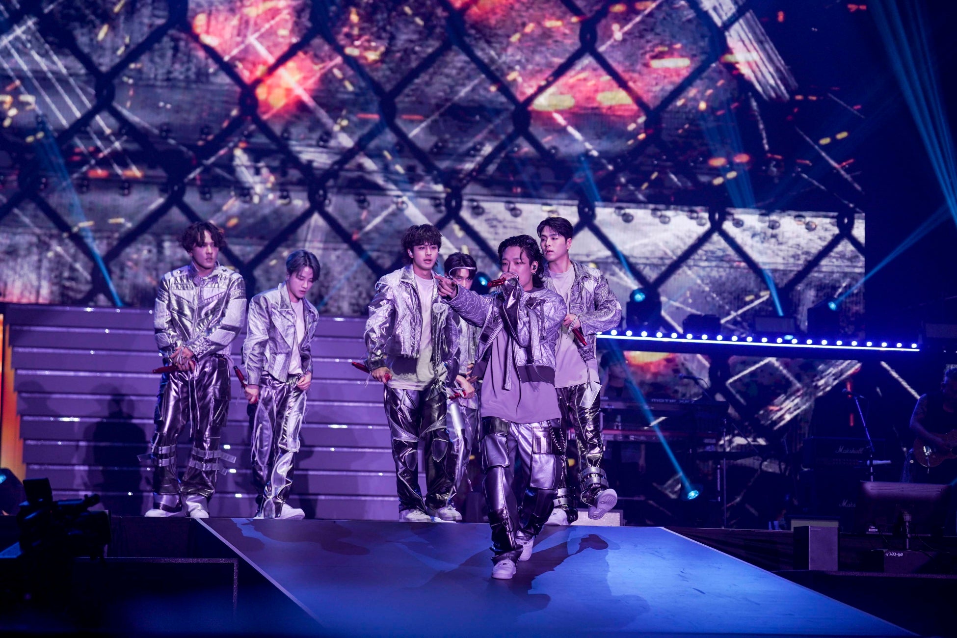 iKON、ツアーファイナルはファンと共にJAYへ「いってらっしゃい」アンコール公演を10月東京・大阪で開催決定！のサブ画像2