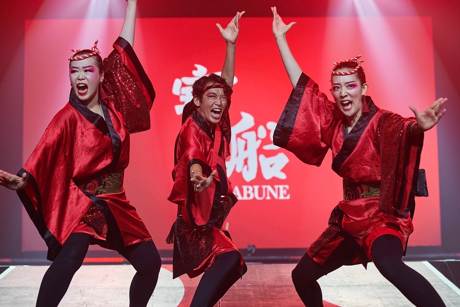 株式会社阿波和が世界21ヶ国で活躍している日本初のプロ阿波踊り集団『寶船（たからぶね）』の衣装を手掛け、ヨーロッパツアーで初お披露目のサブ画像17