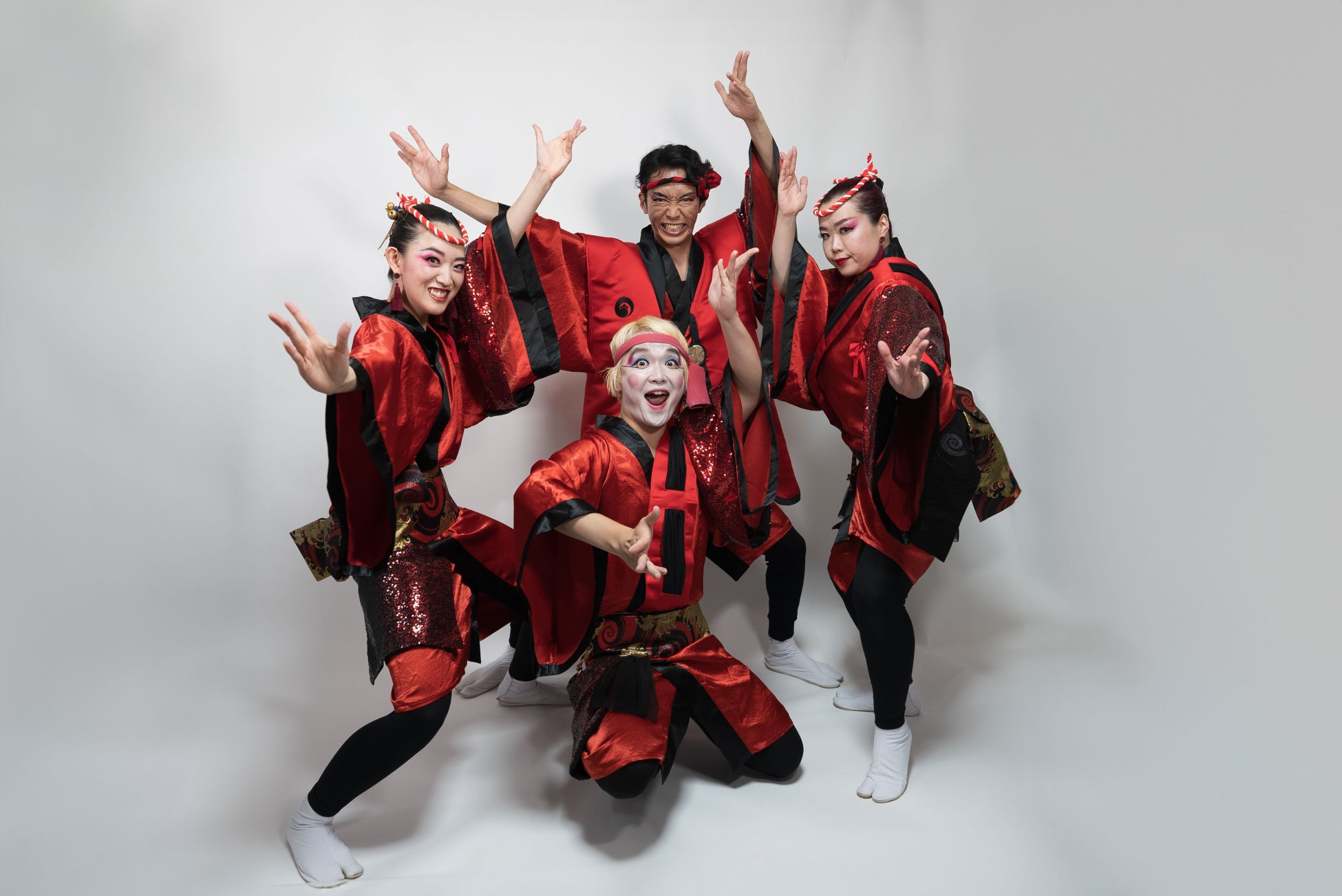 株式会社阿波和が世界21ヶ国で活躍している日本初のプロ阿波踊り集団『寶船（たからぶね）』の衣装を手掛け、ヨーロッパツアーで初お披露目のサブ画像4