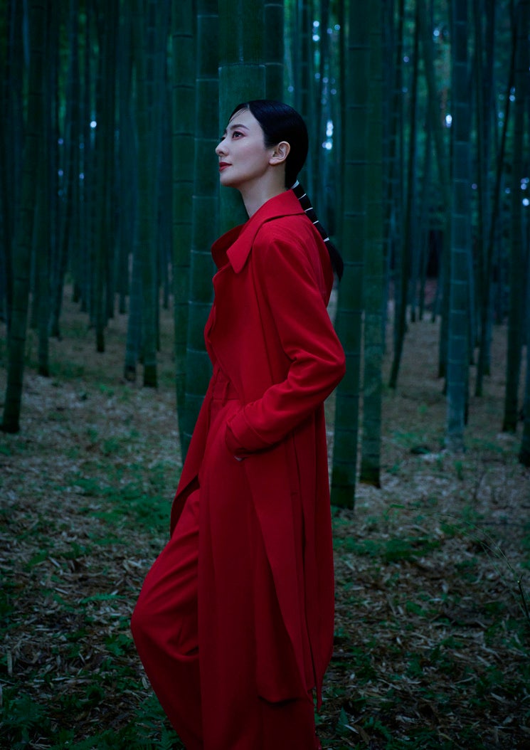 ファッションWEBメディア「Hfilms」新作ムービー公開！世界的な最新ファッションと日本が誇る伝統的文化「書」との華麗なるコラボレーションが実現！のサブ画像6_model  Haruka   photo JunjiHata衣装協力Theory