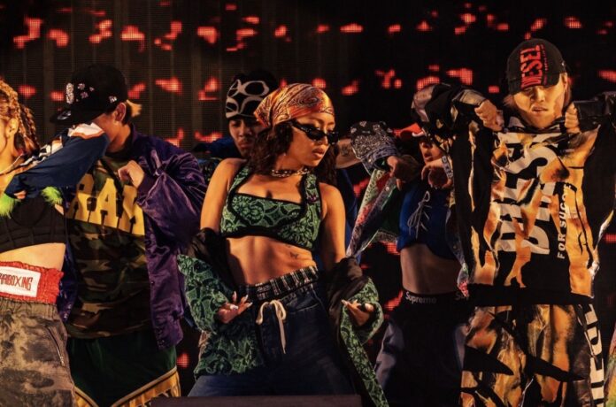 世界的ダンサーRIEHATAが3万人の大観衆を歌、ダンス、ラップで魅了！Queen Of SWAGを証明。THE HOPE 2023に出演後、平野紫耀のインスタグラムにも登場し話題に。のメイン画像