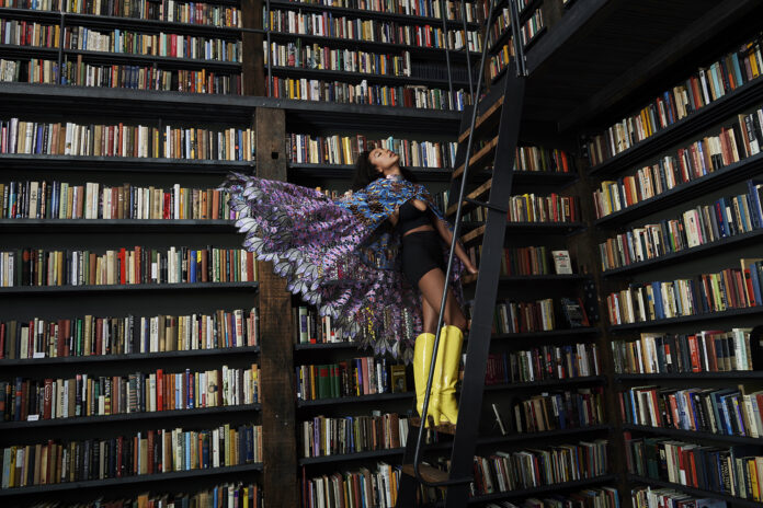 グラミー受賞シンガー・ソングライターのコリーヌ・ベイリー・レイ大変身を遂げた７年ぶりのニューアルバム『Black Rainbows』を遂にリリースのメイン画像