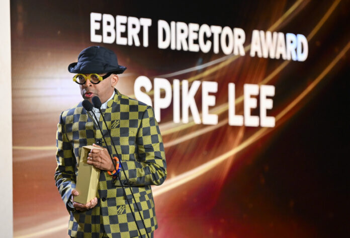 【ルイ·ヴィトン】スパイク·リー、2023年トロント国際映画祭でルイ·ヴィトンを着用のメイン画像