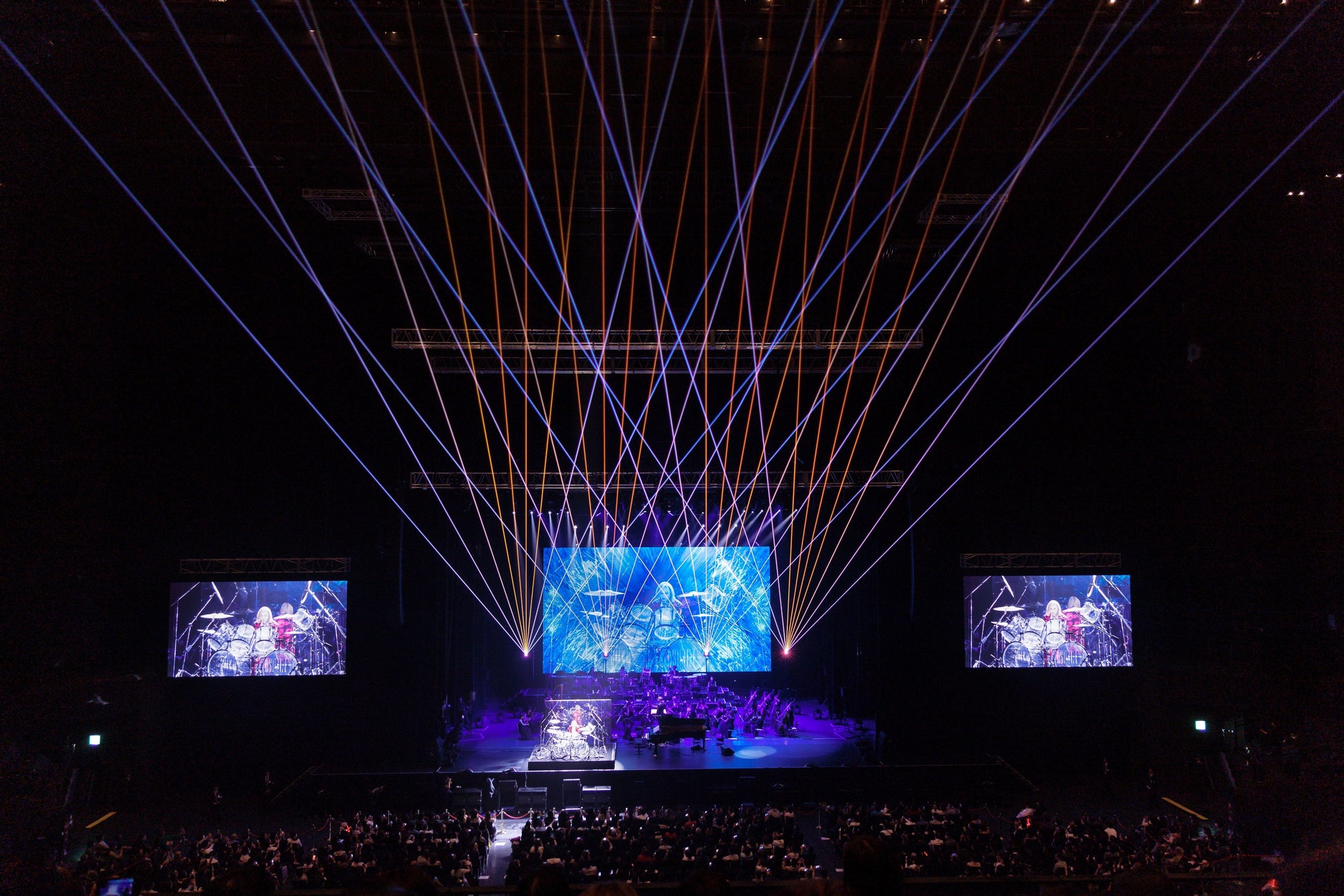 YOSHIKI 9年ぶりのクラシカルワールドツアー　日本公演ファイナルは感動の嵐オーケストラ×ドラムの融合で大迫力のパフォーマンス披露のサブ画像3
