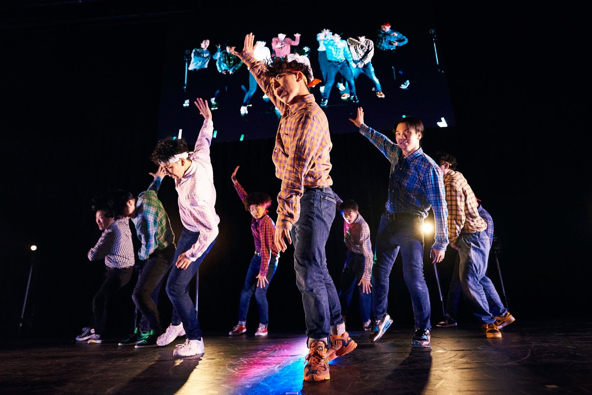 REAL AKIBA BOYZ【速報レポート】15th to 16thライブ大盛況で終幕！成田空港でのコラボ、コンプティーク表紙・特集、オーイシ武道館への出演！2024年ワンマンライブツアー情報を公開のサブ画像6_写真AYATO.