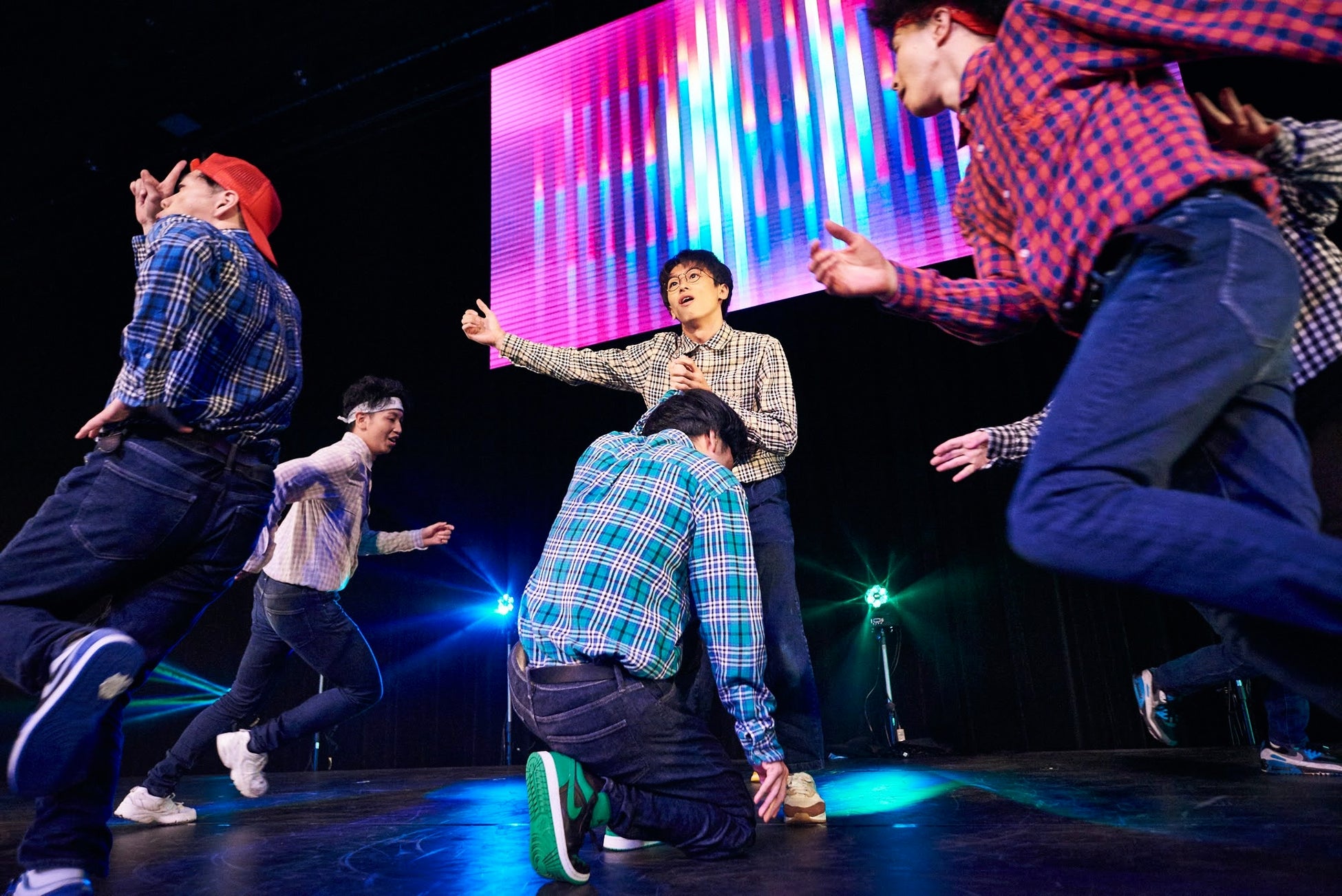 REAL AKIBA BOYZ【速報レポート】15th to 16thライブ大盛況で終幕！成田空港でのコラボ、コンプティーク表紙・特集、オーイシ武道館への出演！2024年ワンマンライブツアー情報を公開のサブ画像7_写真AYATO.