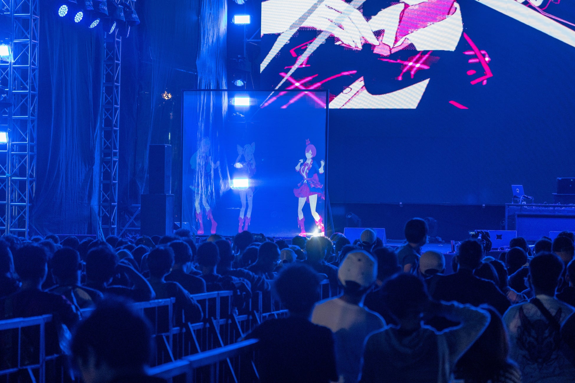 JKT48Vがジャカルタ日本祭り（JJM）初のバーチャルMC担当！のサブ画像2_JKT48Vのホログラム出演