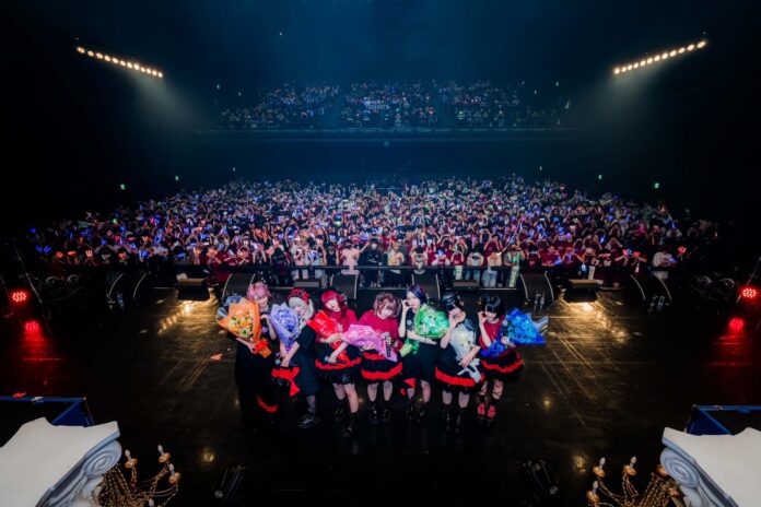 7人組アイドルグループAVAMの1周年記念“AVAM 1st Anniversary ONEMAN LIVE『R-Majesty』”KT Zepp Yokohamaにて開催されたライブの様子をレポートのメイン画像