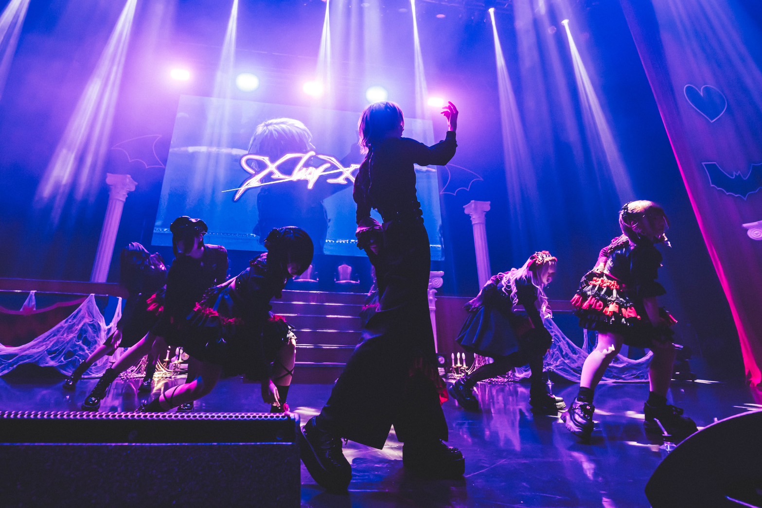 7人組アイドルグループAVAMの1周年記念“AVAM 1st Anniversary ONEMAN LIVE『R-Majesty』”KT Zepp Yokohamaにて開催されたライブの様子をレポートのサブ画像9