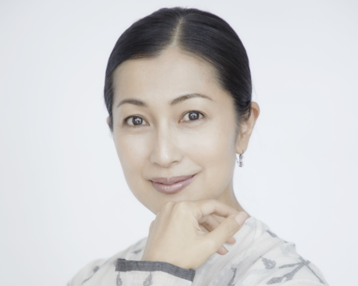 女優の鶴田真由氏が愛媛県出身のショートショート作家・田丸雅智氏の対談番組「FM愛媛の“まじめな”コトバプロジェクト コトバノまほう」に登場！のメイン画像