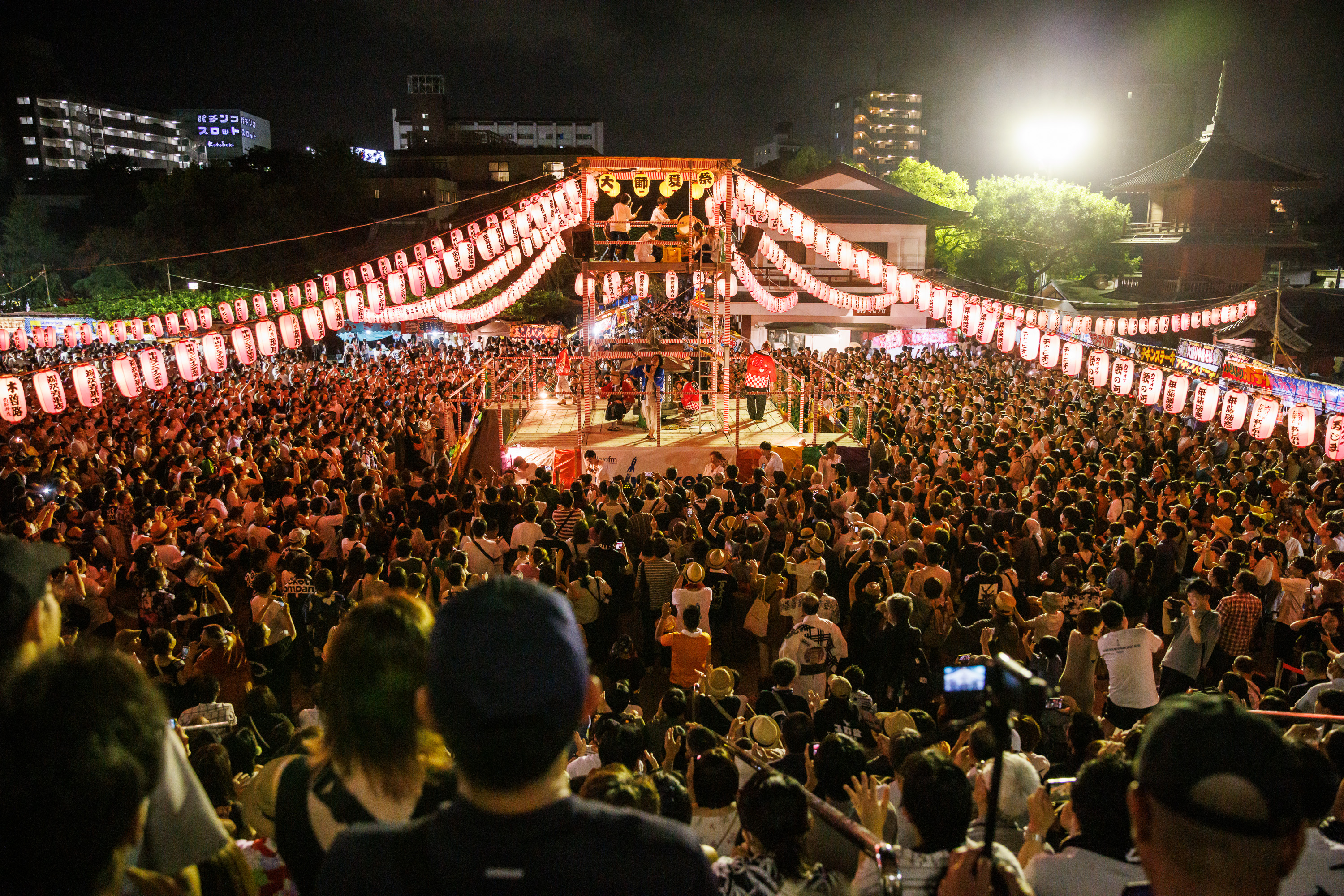 2024年8月18日（日）、西新井大師で開催の『スカロケ大盆踊り大会 in 大師夏まつり2024』にて、『Skyrocket Company』リスナーファンミーティングを実施！のサブ画像2_昨年開催した『スカロケ大盆踊り大会 in 大師夏まつり2024』の模様