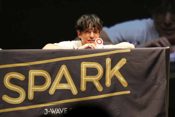 今市隆二のラジオ番組『SPARK』放送10周年記念イベント開催！ 「餃子早包み対決」や「1000人ランニングマン」企画でファンを魅了【オフィシャルレポート】のメイン画像